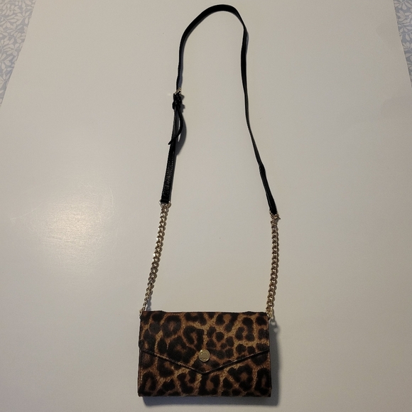Michael Kors NWOT Leopard Print Calf Hair wallet in a chain. - Picture 1 of 11